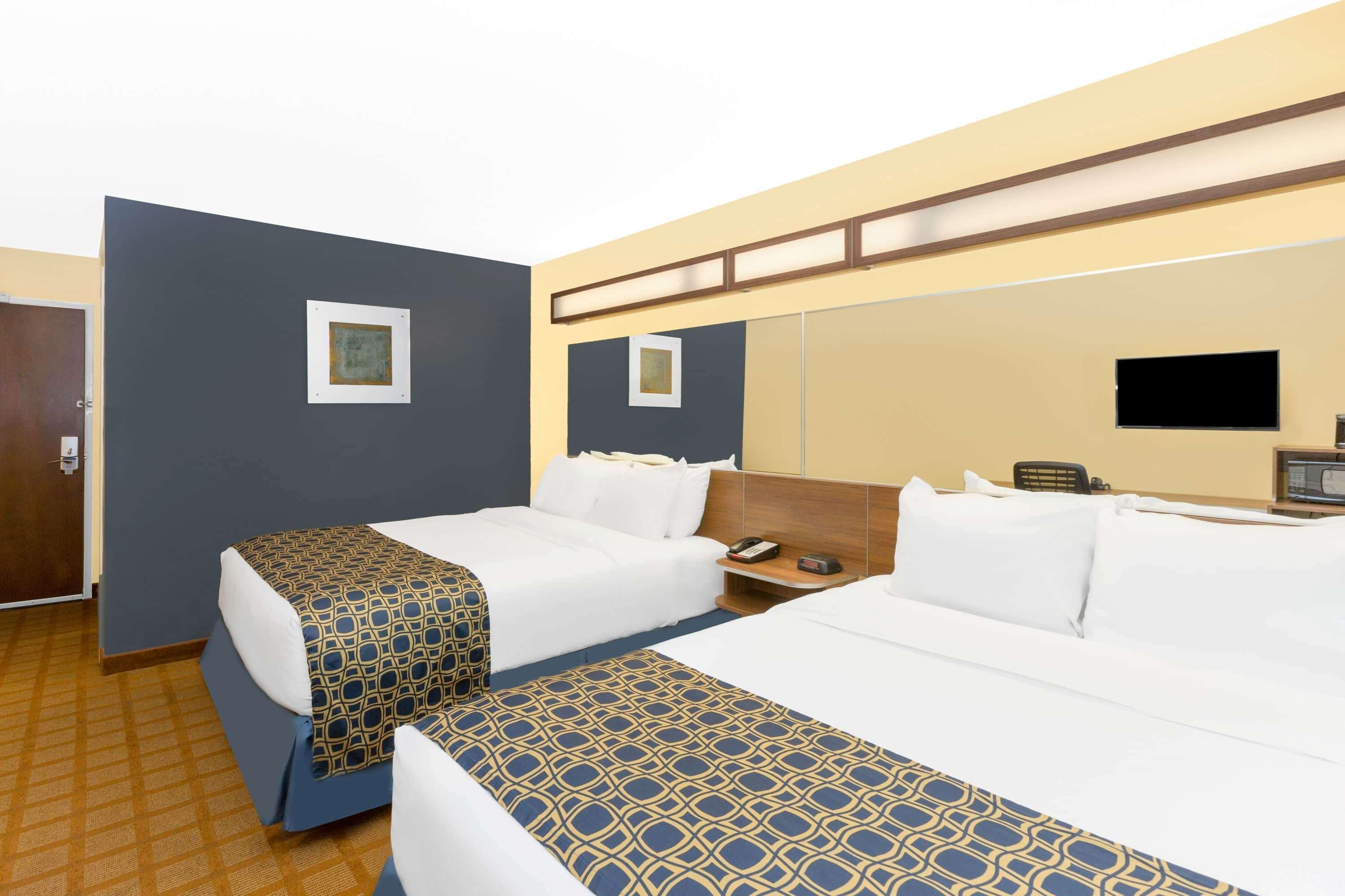 Microtel Inn & Suites - Kearney Bagian luar foto